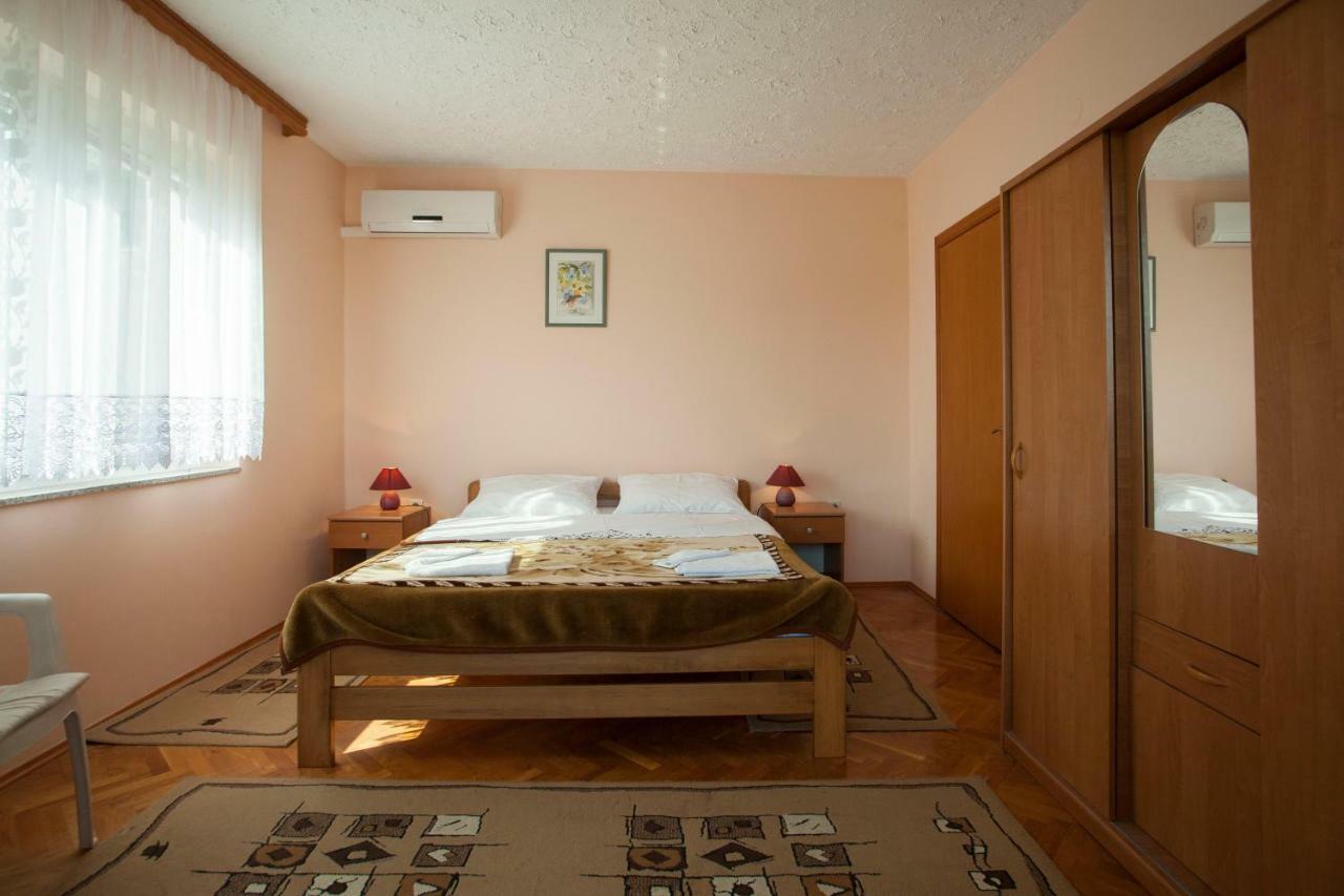 Rooms Maria สลูน ภายนอก รูปภาพ